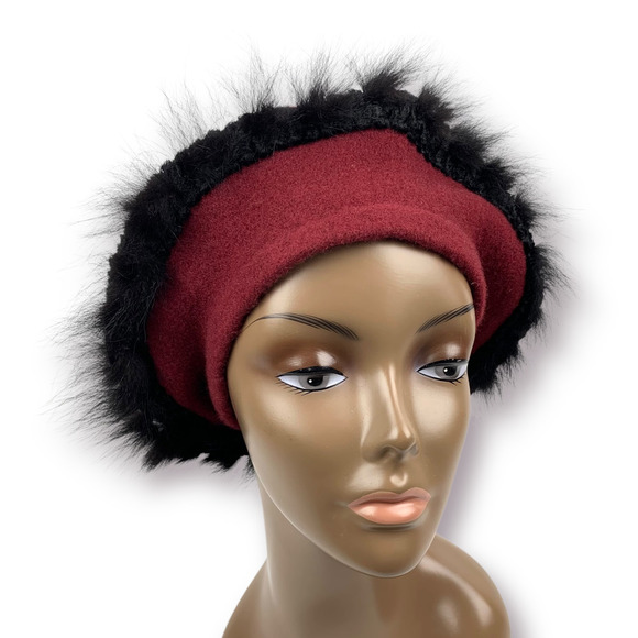 ❌SOLD❌1960's wool beret with mohair and fox fur trim - Picture 12 of 12